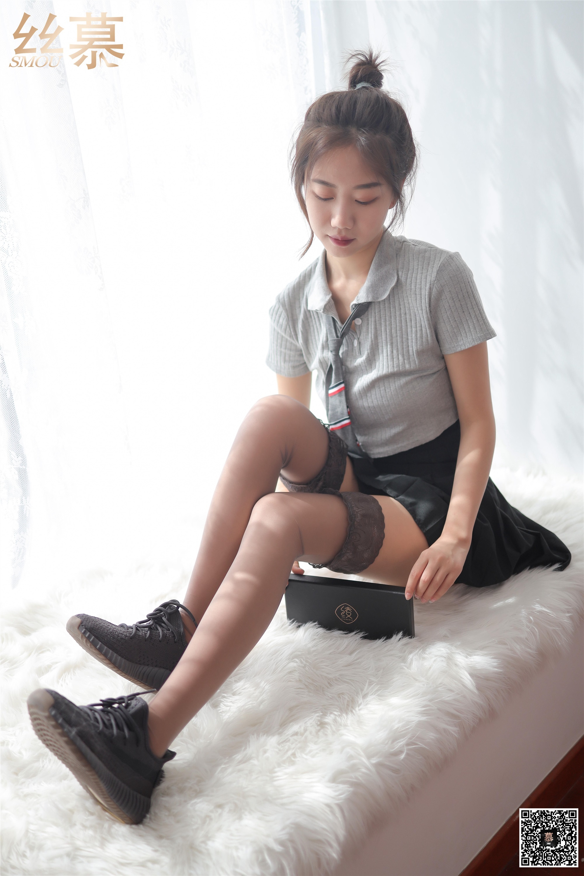 丝慕写真 特写集 TX041《缠在腿上的双丝诱惑-米朵》